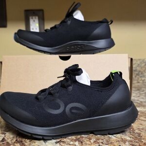 OOFOS OOMG Sport LS – Women’s Size 8 (Black)